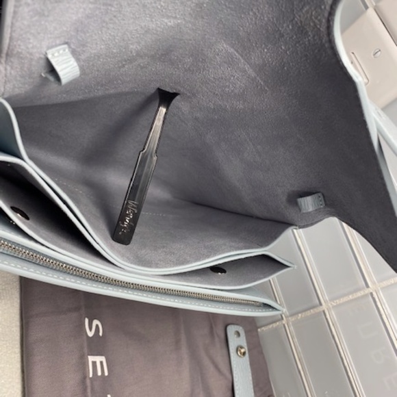 Senreve Crossbody - Picture 5 of 7